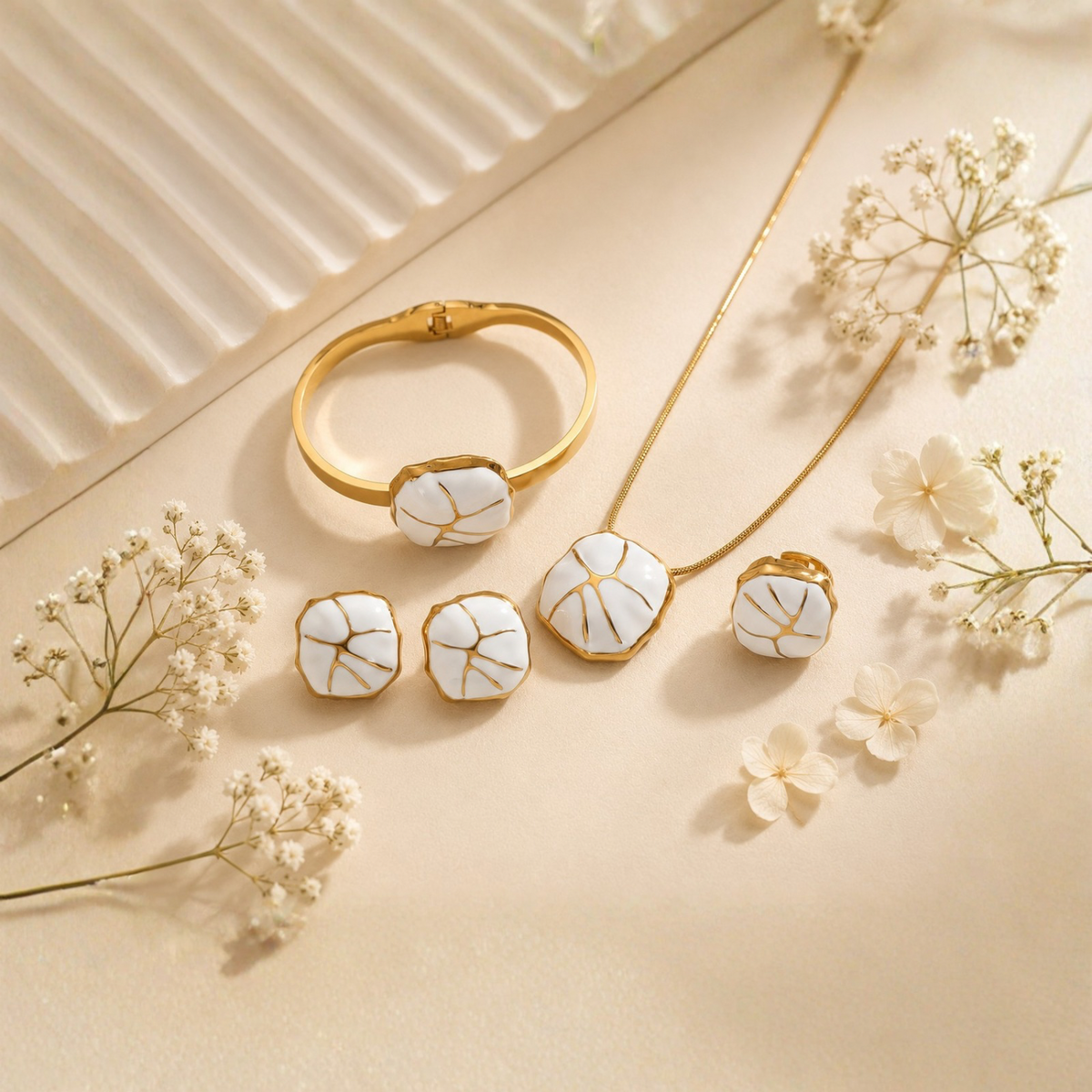 Élyselle™ Enamel Elegance Jewellery Set