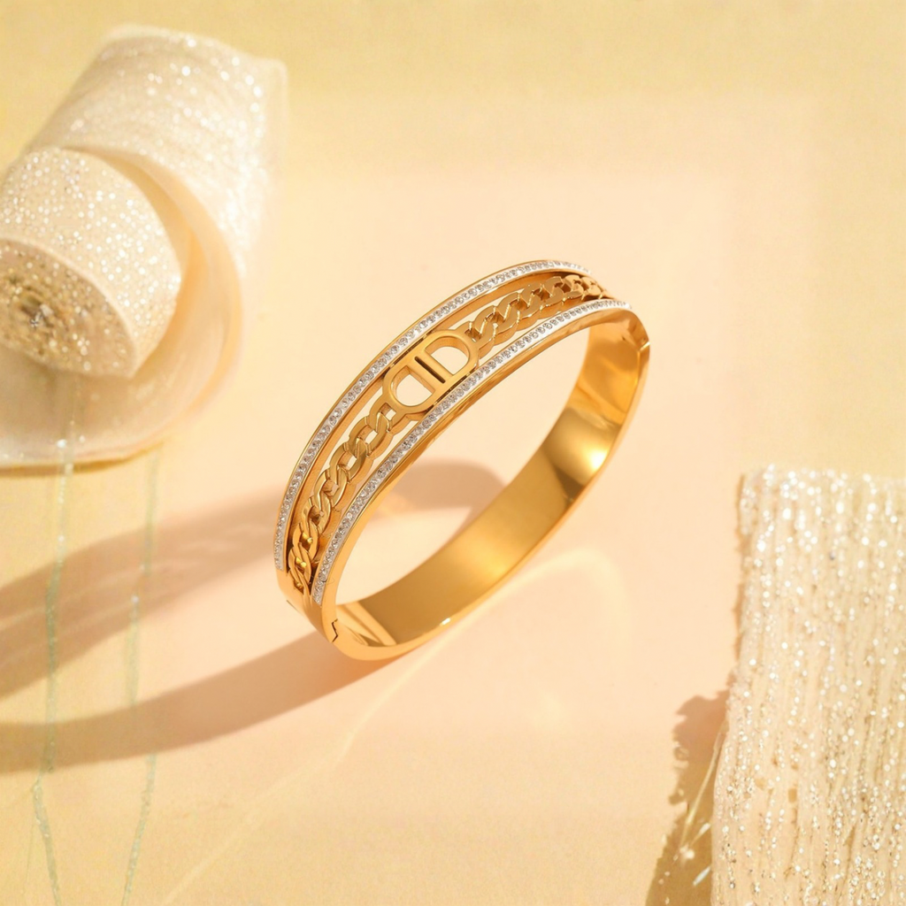Fleur Éclat Crystal Bangle